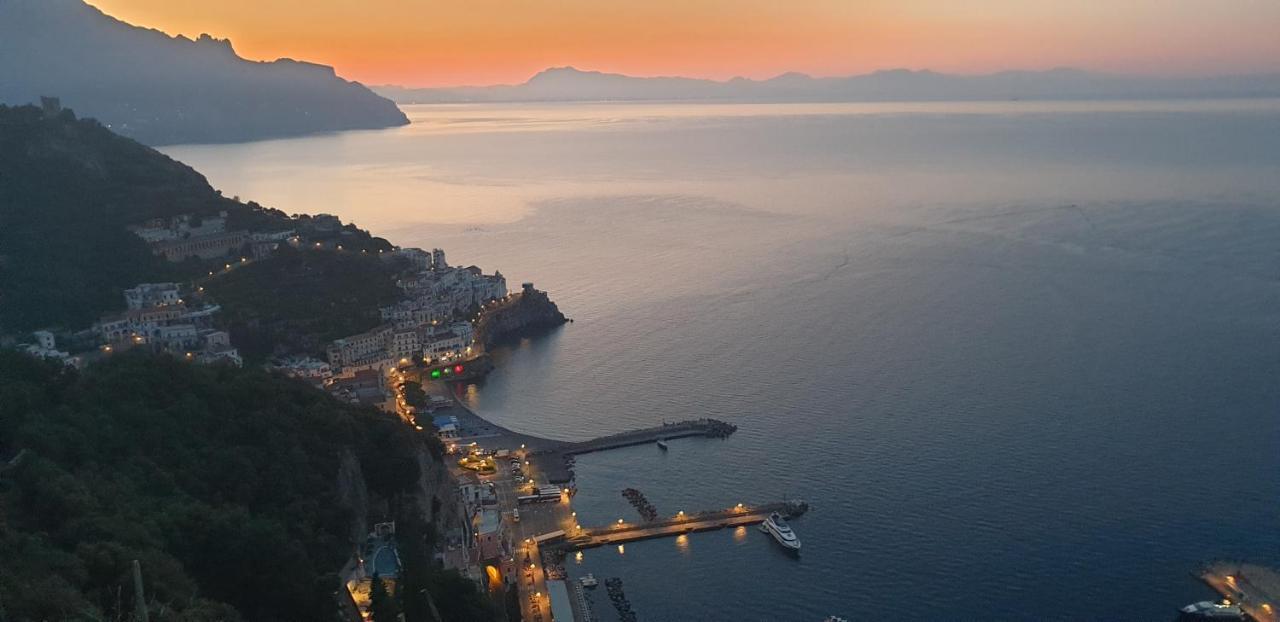 Casa Bianca Amore Amalfi Exterior foto