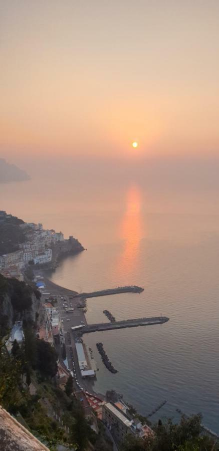 Casa Bianca Amore Amalfi Exterior foto